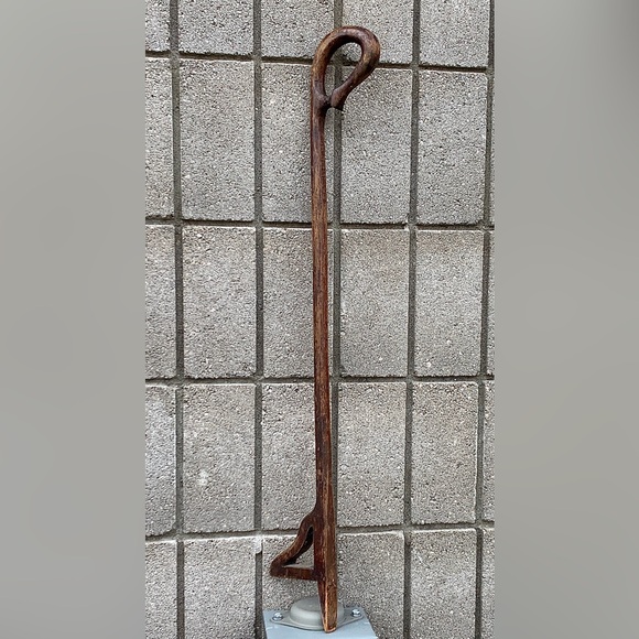 Early 20th Century Antique Wooden Loop Handle Tool Ended Walking Stick Cane - Picture 15 of 16